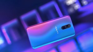 Oppo unviels R17 Pro with two batteries and triple camera sensors Oppo unviels R17 Pro with two batteries and triple camera sensors