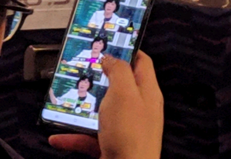 Samsung Galaxy S10 Leaked In Video And Hints Pre-Order Dates Samsung Galaxy S10 Leaked In Video And Hints Pre-Order Dates