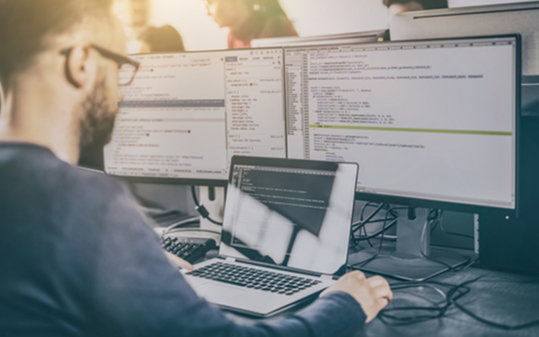 5 Good Reasons To Become A Software Developer