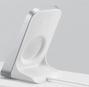 OnePlus Warp Charge 30 Wireless Charger Tipped to Cost Around Rs. 3,990