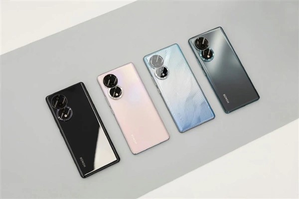 Honor 80 Series Hands-on Images Leaked Honor 80 Series Hands-on Images Leaked
