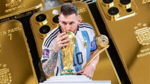 lionel-messi-world-cup-gold-iphone-14-pro-1