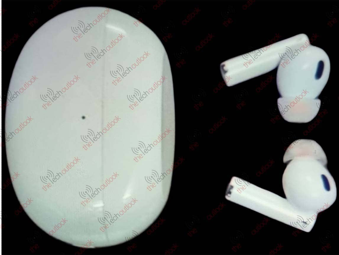 Realme Buds Air 5 Pro Live Image Leaked Realme Buds Air 5 Pro Live Image Leaked
